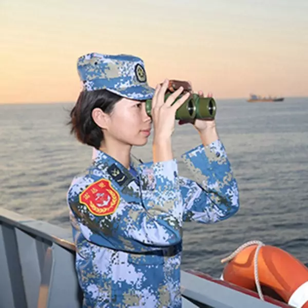 28 海上風景線:東海艦隊女兵