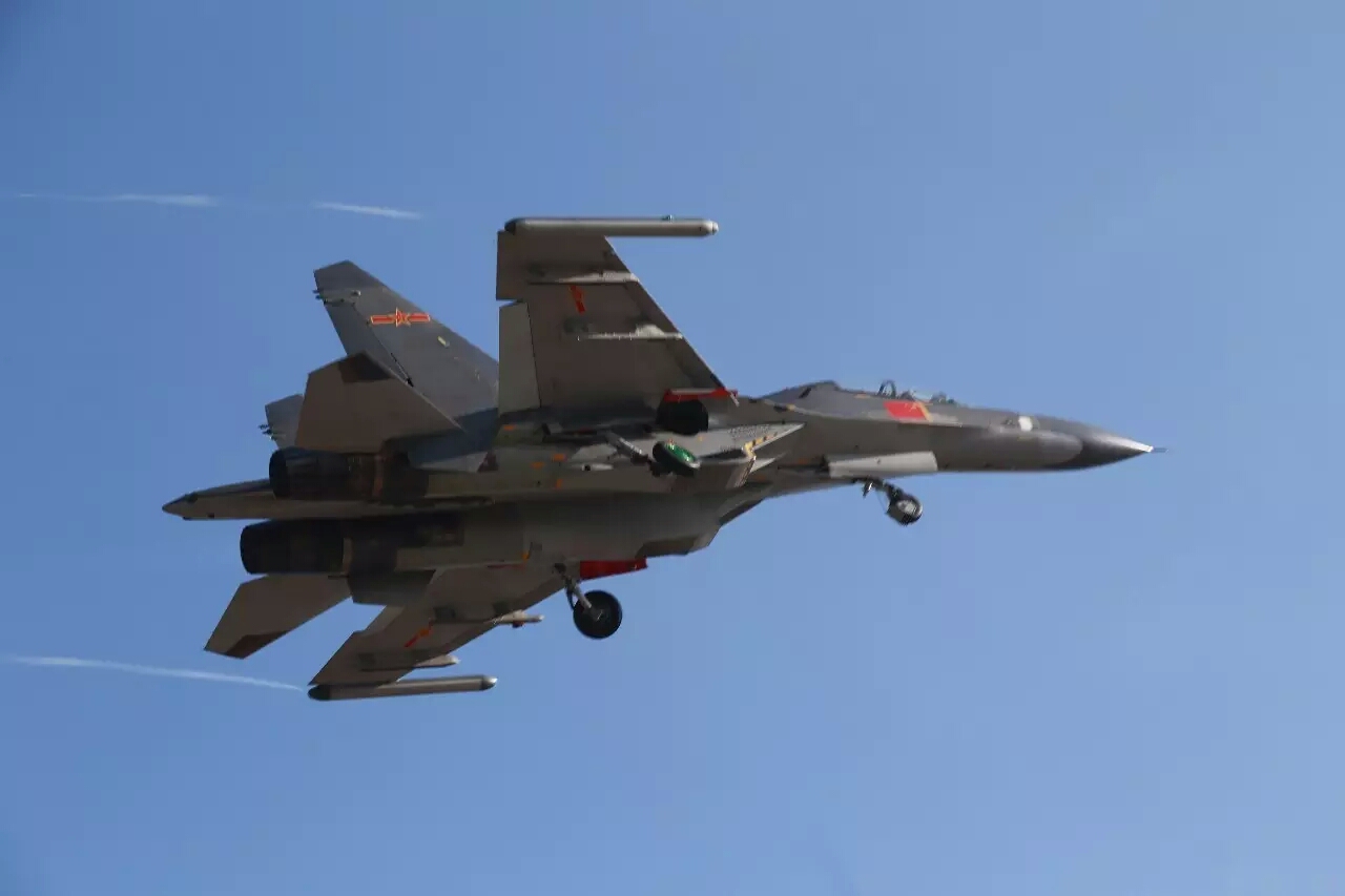 歼8ii战斗机仍在部队发挥余热