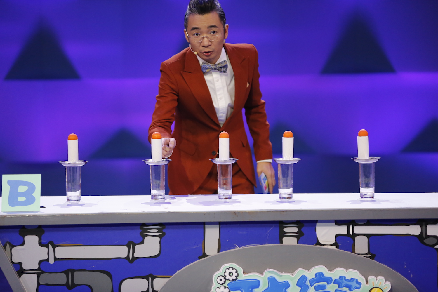 《脑洞大开》第一季收官 科学连环秀嗨翻全场