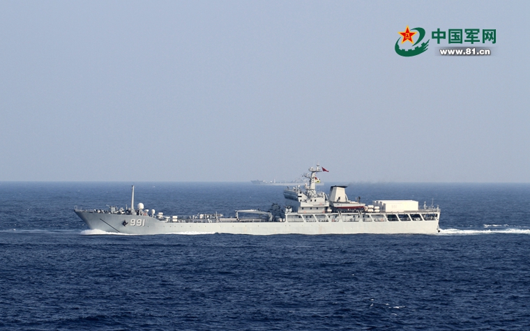 震撼南海舰队登陆舰群演练