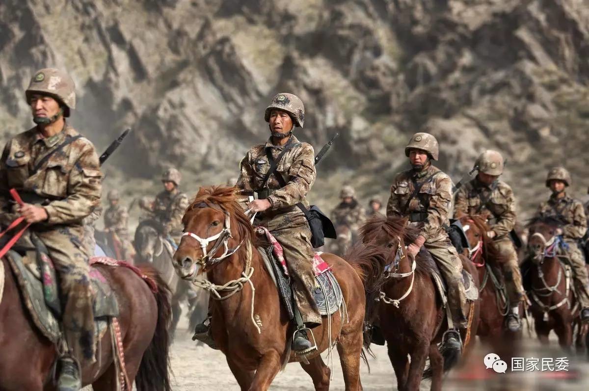 图说天山南麓有这样一支民兵骑兵连