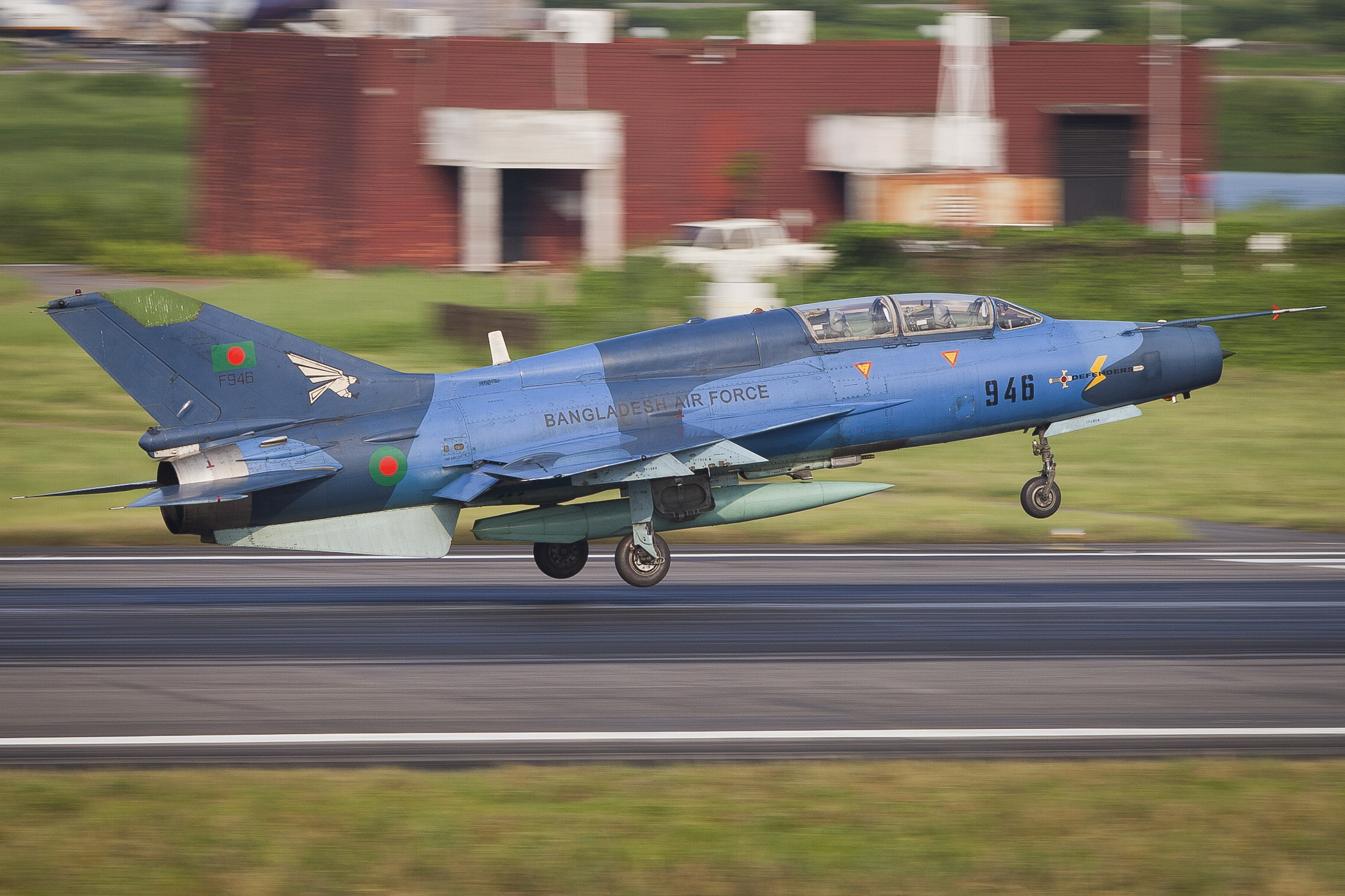 孟加拉歼7战机涂装挺好看