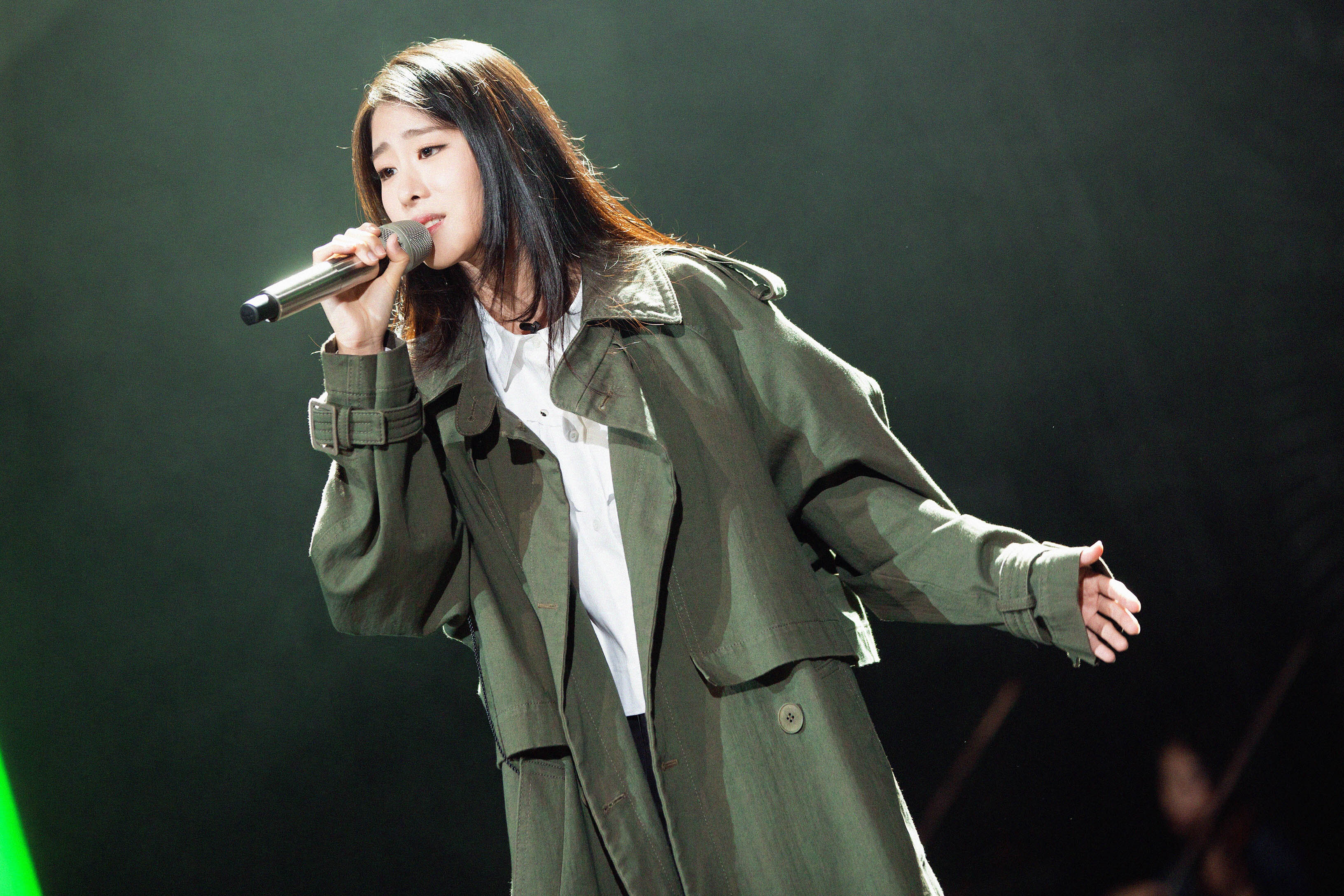 9 《歌手》迎新进歌手 张碧晨登台迎战