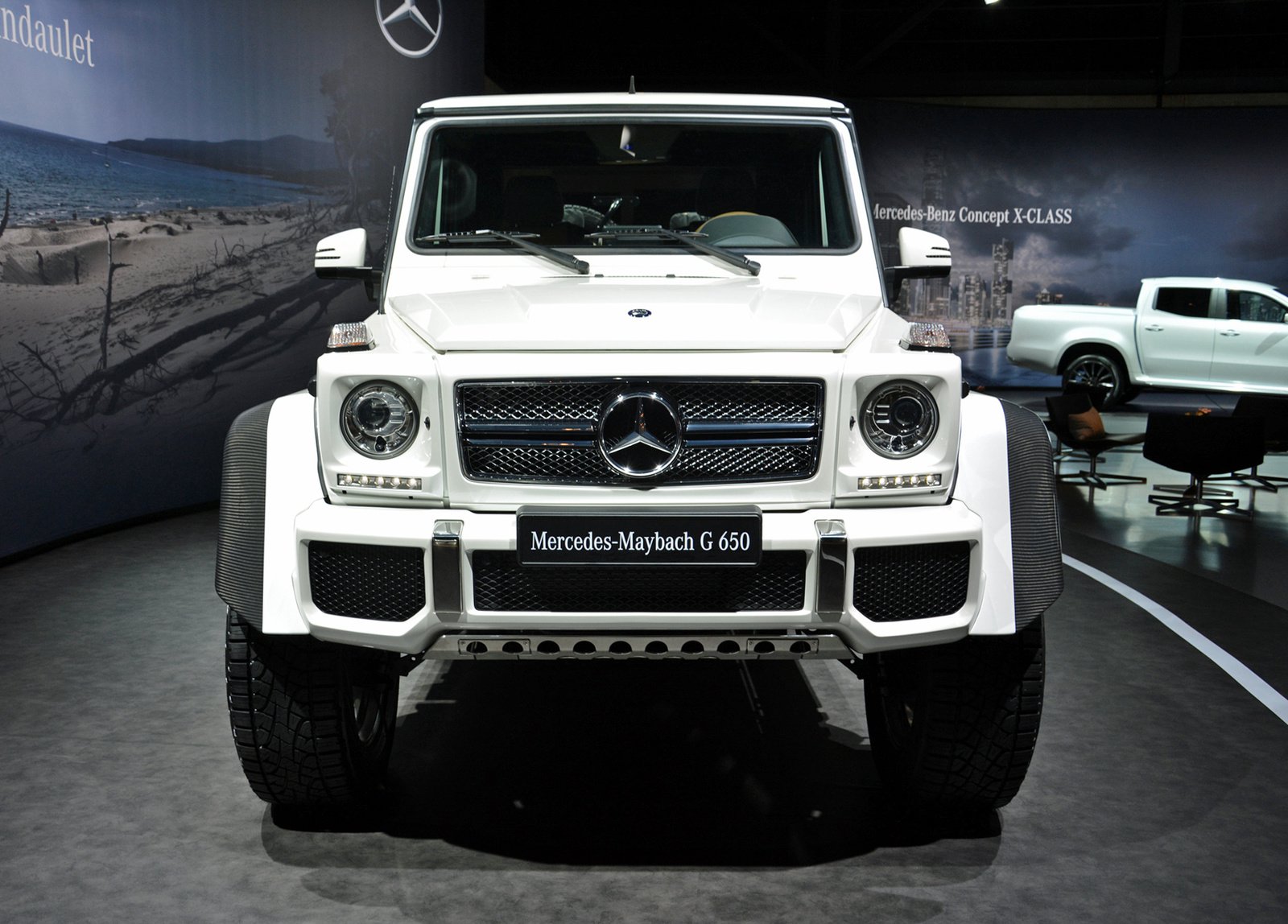 奔驰迈巴赫g650landaulet敞篷日内瓦车展亮相