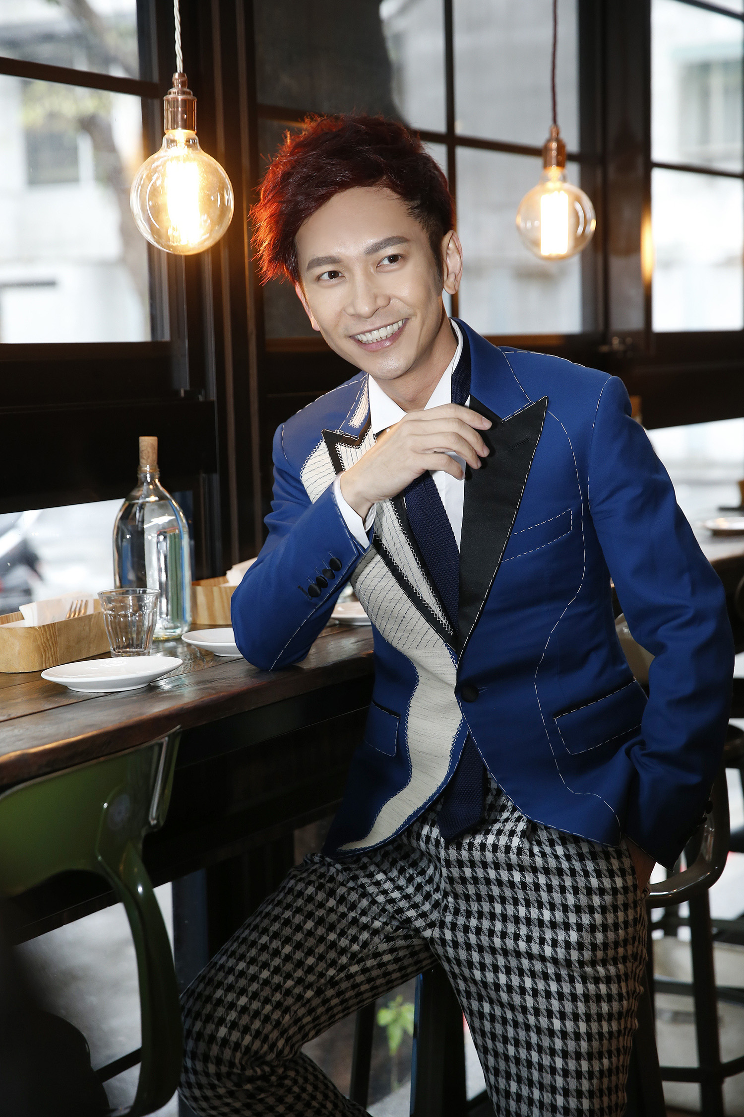 张智成记者会谈感情观 强迫症控制狂似演八点档