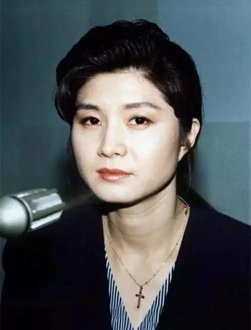 朝鲜演员金英姬图片