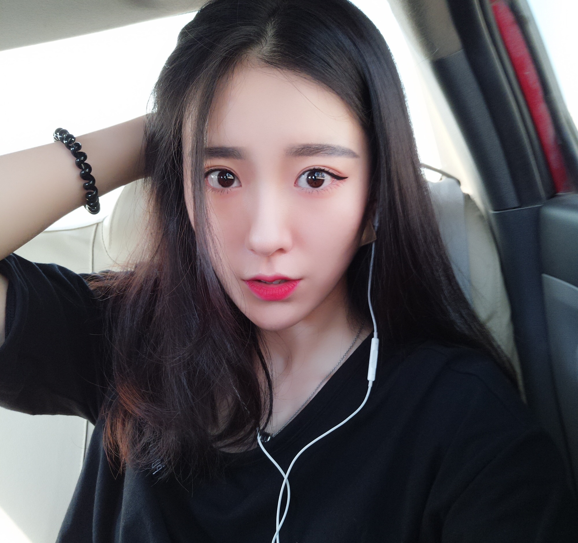 上戏新晋女神晒气质照艺考成绩羡煞众人