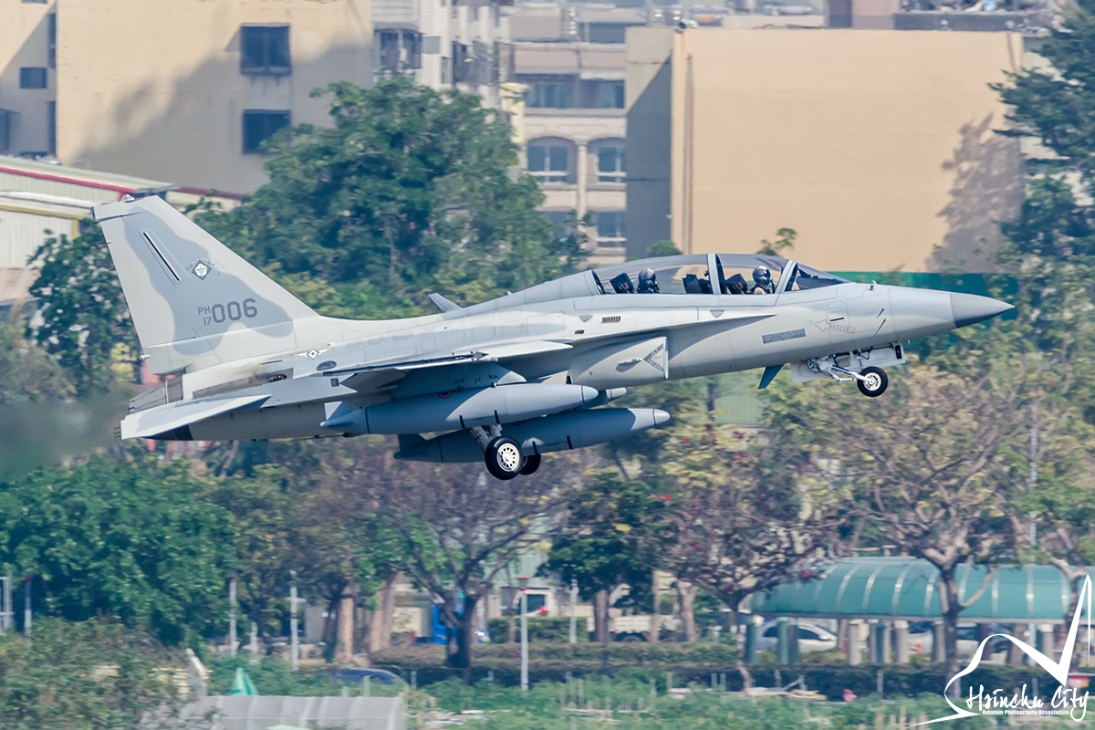 菲律宾再接收两架fa50战斗机