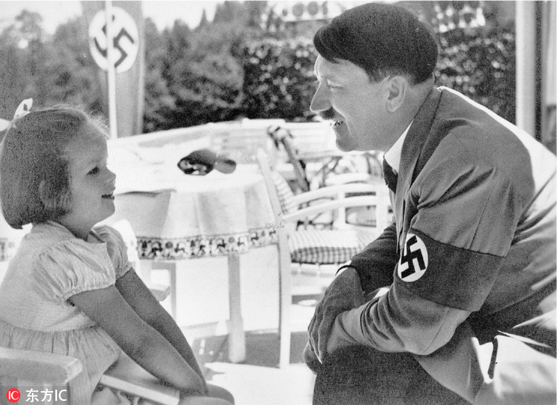 希特勒年轻时候照片图片
