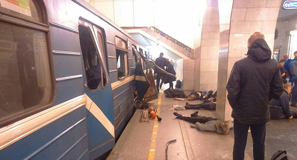 俄罗斯夺命地铁事故图片