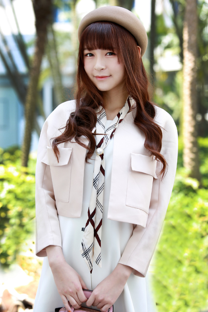 9 《贴身校花2》曝美照 宇宙最强校花心动来袭