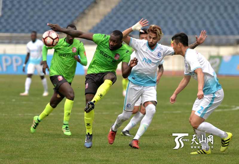 新疆天山雪豹1:0胜大连一方 获得主场首胜