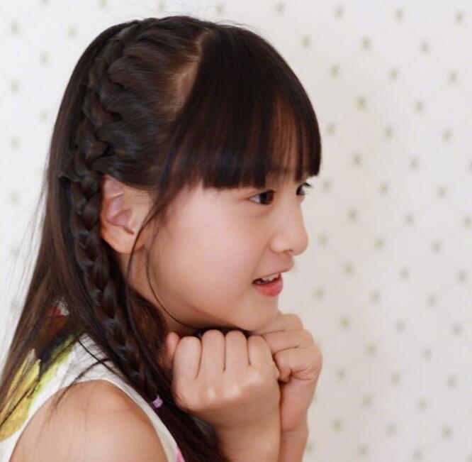 森碟九岁啦田亮晒女儿美照为其庆生