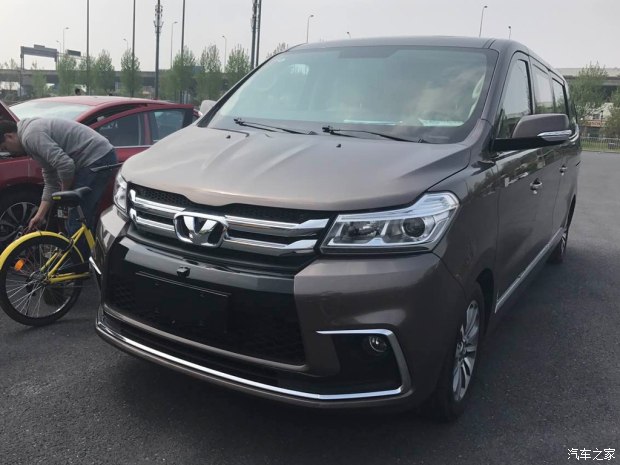2017上海车展探馆新款华颂7加长版