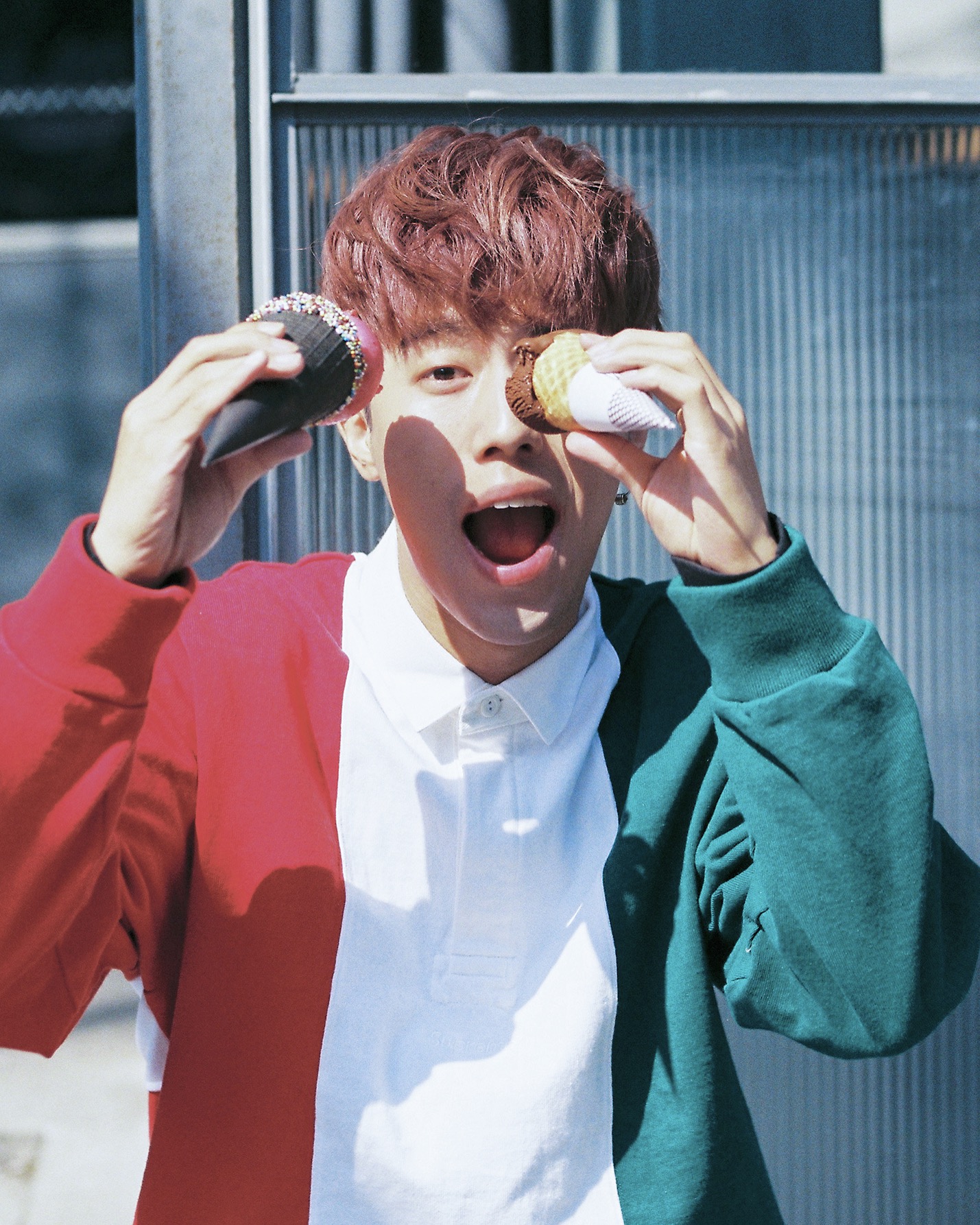 周游冰淇淋写真清新鬼马02眼神电力十足