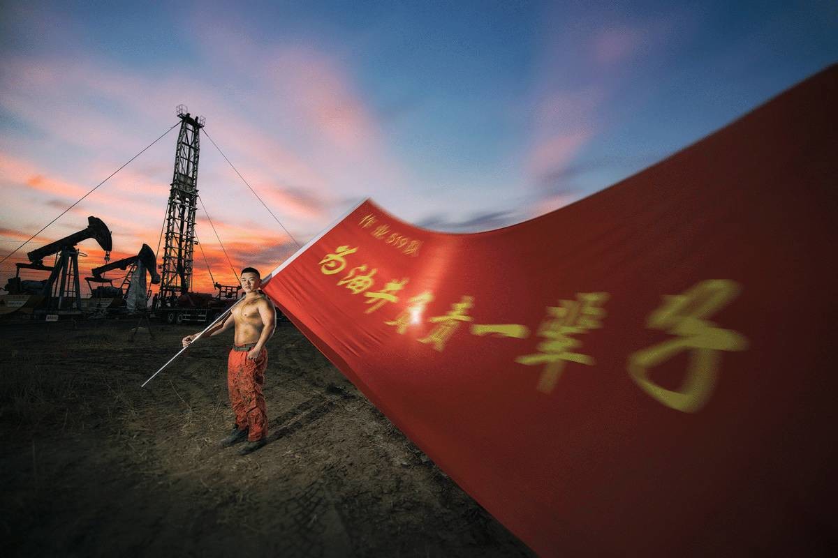 石油工人也出了组酷爆大片!