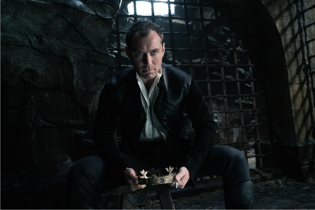 4 《亚瑟王:斗兽争霸》裘德洛查理喊你来看魔幻