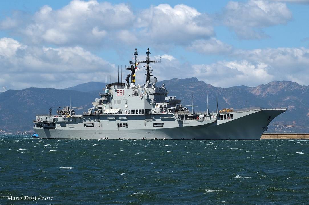 意大利服役30年航母状态尚好