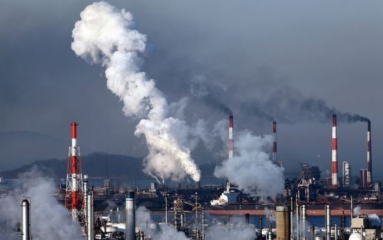 无人机成环保新利器 两天揪出2个"黑烟囱"