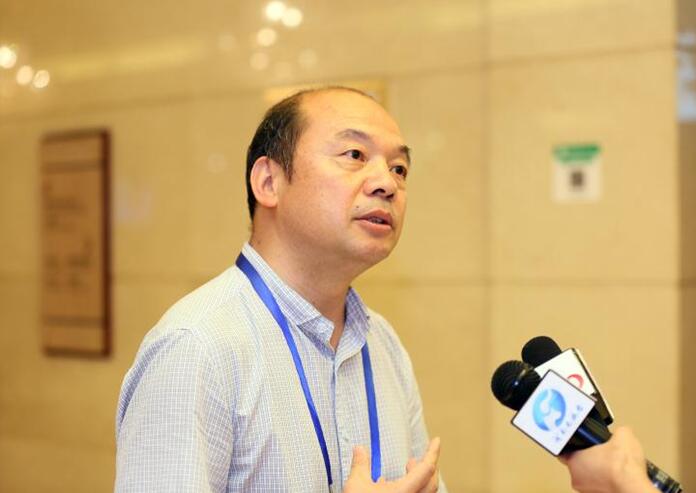 杨建国打造现代国际物流中心河南该朝这个方向发力