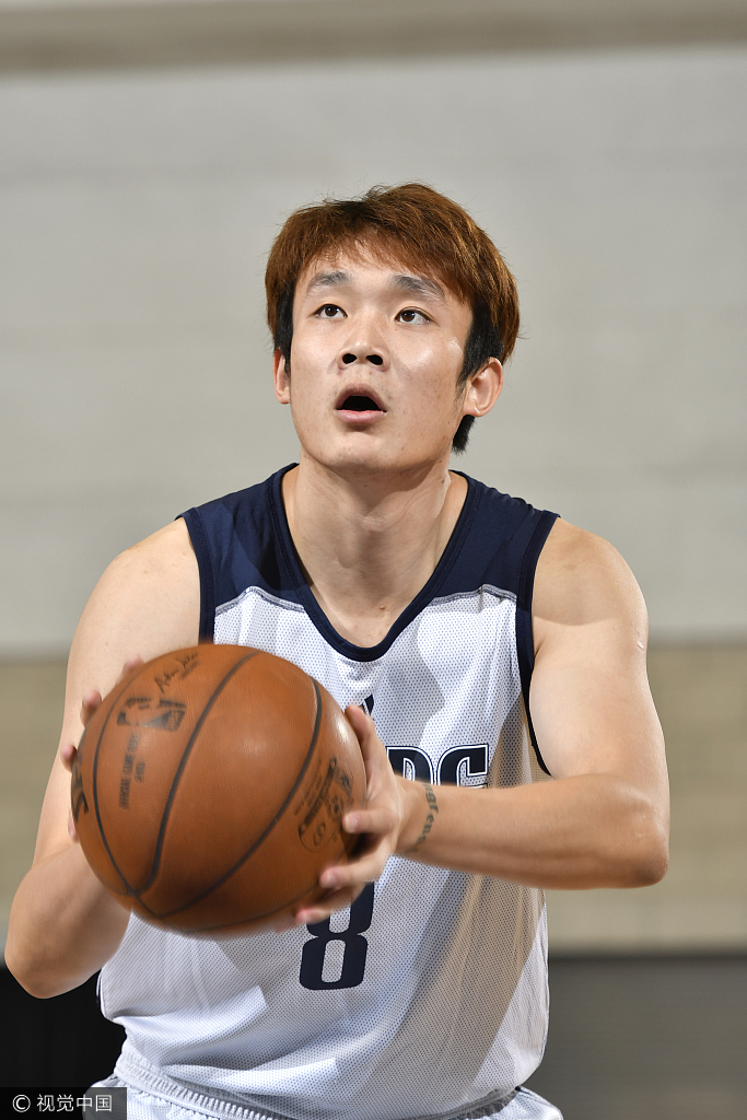 6 夏季联赛小牛破魔术 丁彦雨航1分1帽