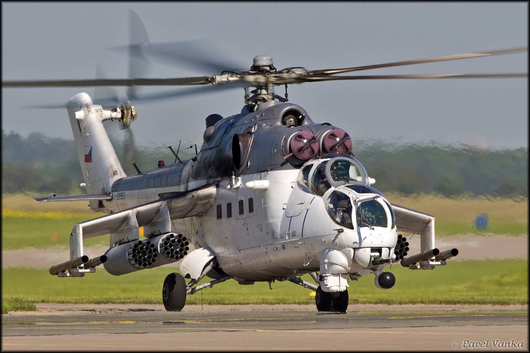 5 捷克米-24武装直升机涂装奇特