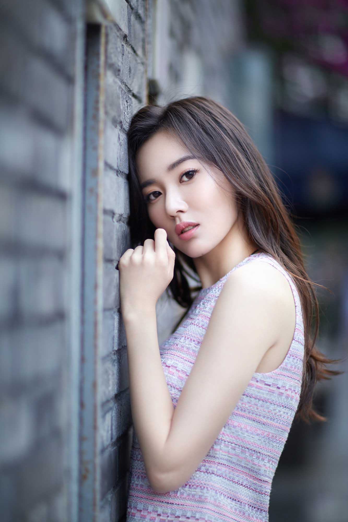 6 江铠同自由漫步大片 恬静唯美诠释清凉一夏