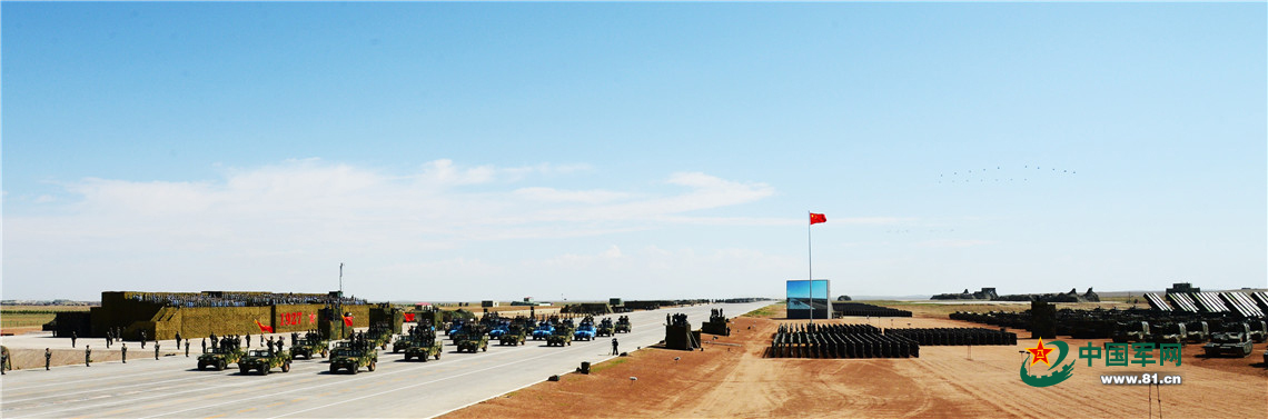 大漠列阵:全景看朱日和阅兵