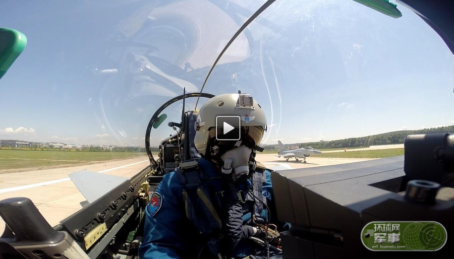 空军歼-10b座舱内景首公开