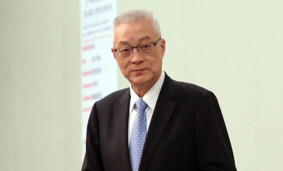 韩国瑜被吴敦义点将选高雄 吴 盼其接任党部主委