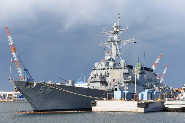 ddg56麦凯恩号导弹驱逐舰.