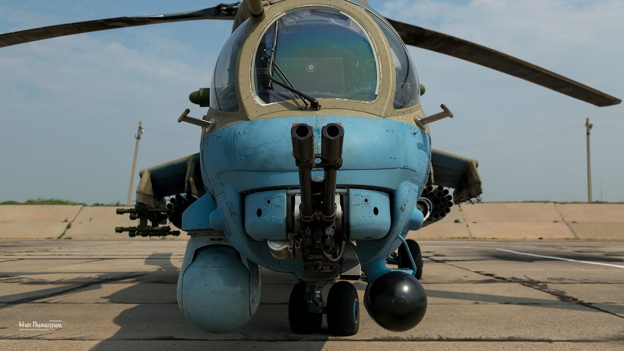 25 俄罗斯演练最强武直倾巢而出