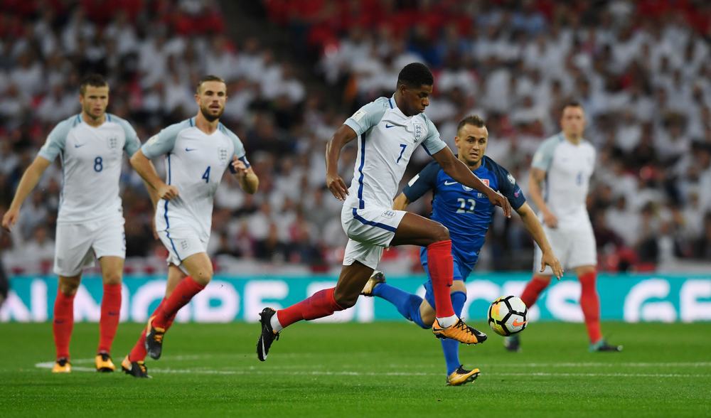 世预赛:英格兰2-1斯洛伐克