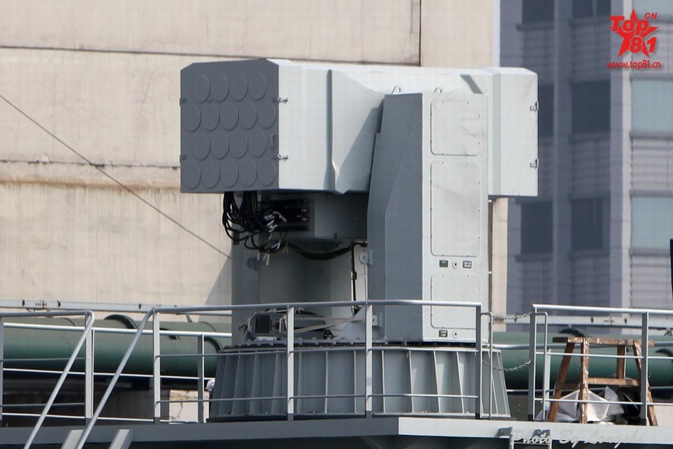 纪念抗战胜利70周年阅兵式上亮相的海红旗-10导弹 纪念抗战胜利70周年