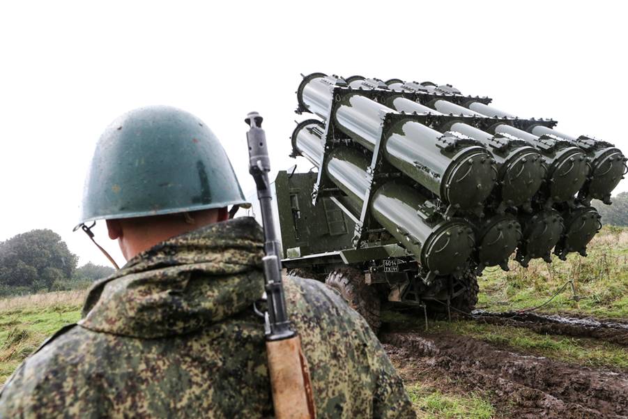 6 俄罗斯试射岸基反舰导弹