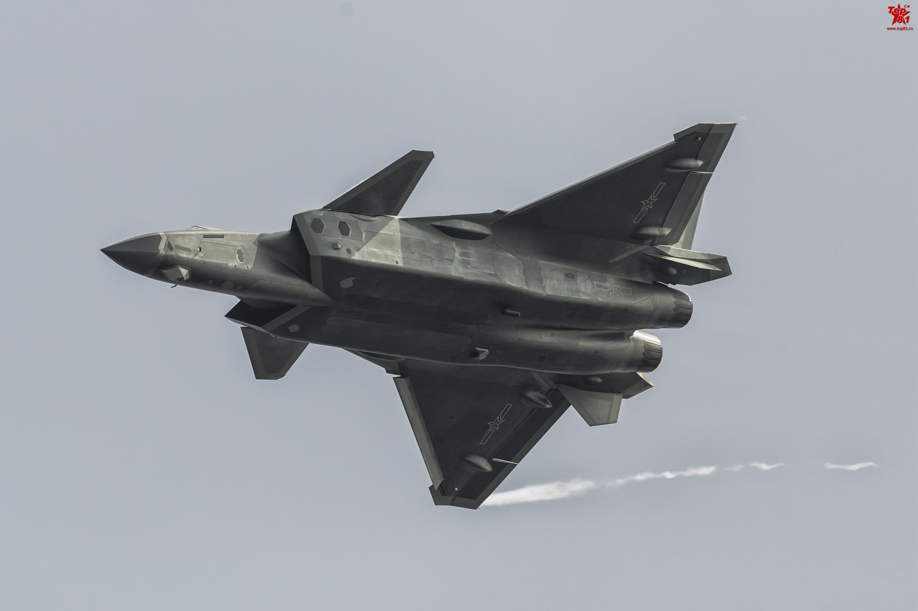 中国国产五代机全球第二个服役