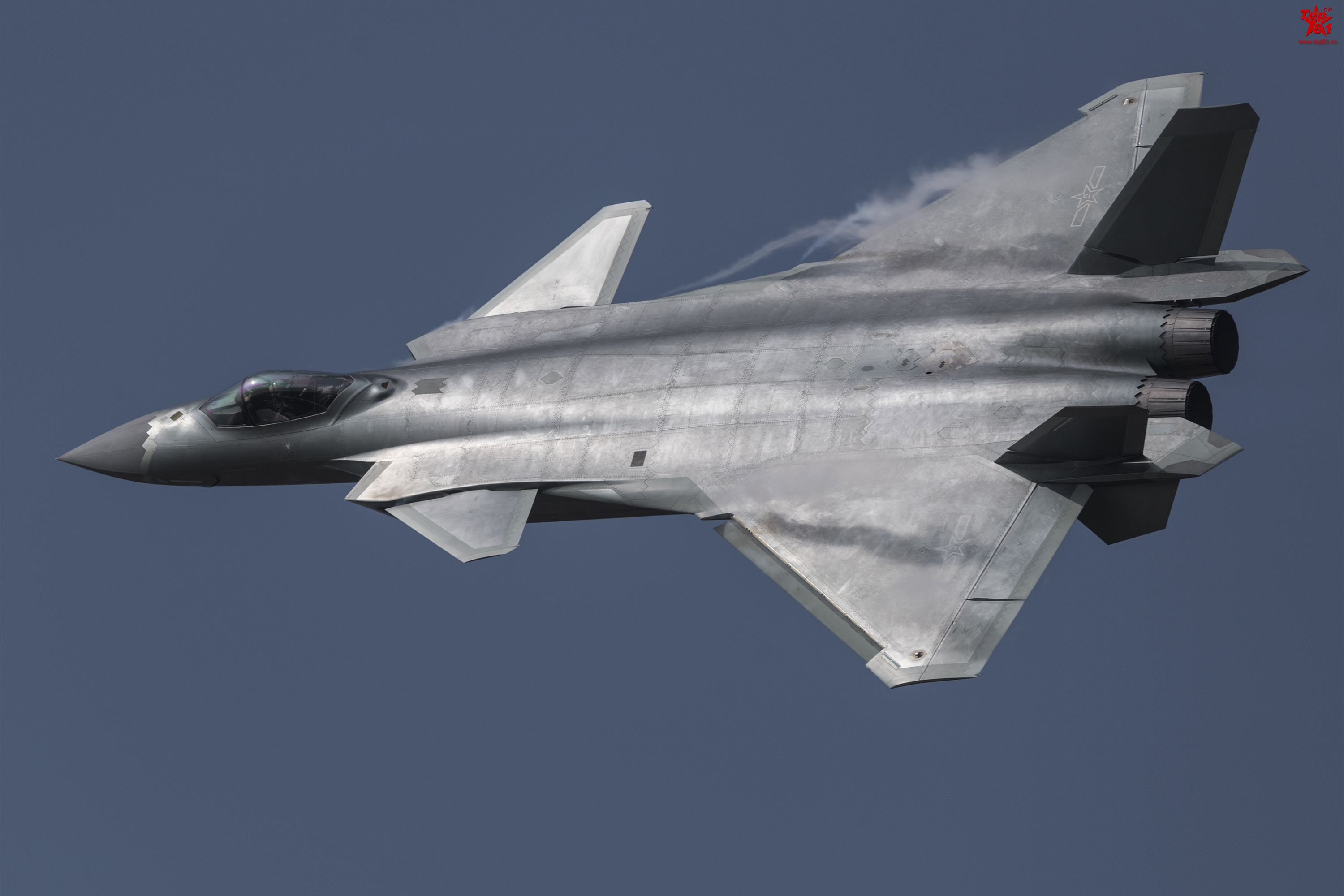 中国国产五代机全球第二个服役