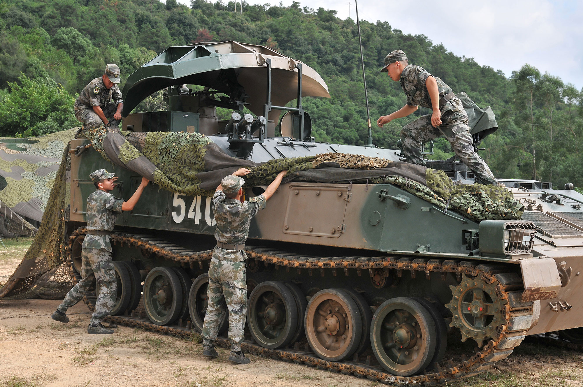3 防空旅雷达车原来还能折叠