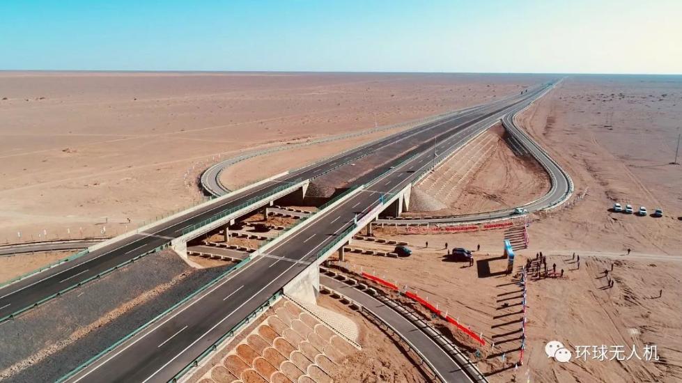 说到g7高速,北京的车友熟悉的不能再熟悉,但说到临白段,我想各位不得