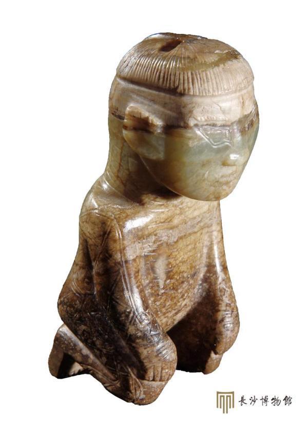 妇好墓出土文物长沙展出呈现殷商王后允文允武一生