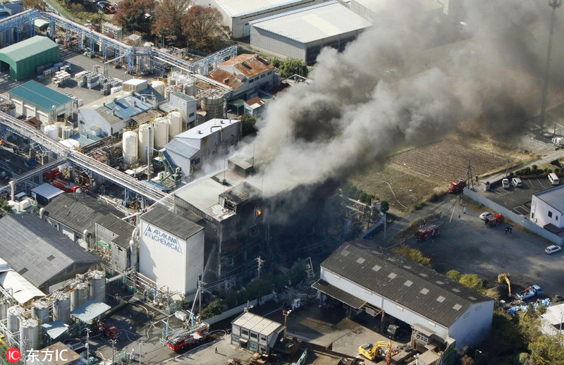 4 日本富士一化工厂发生爆炸 至少1死10伤