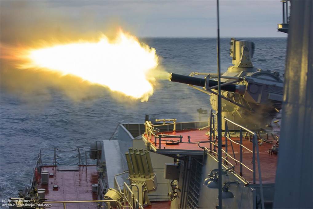 25 俄罗斯演习轻型军舰试射巡航导弹