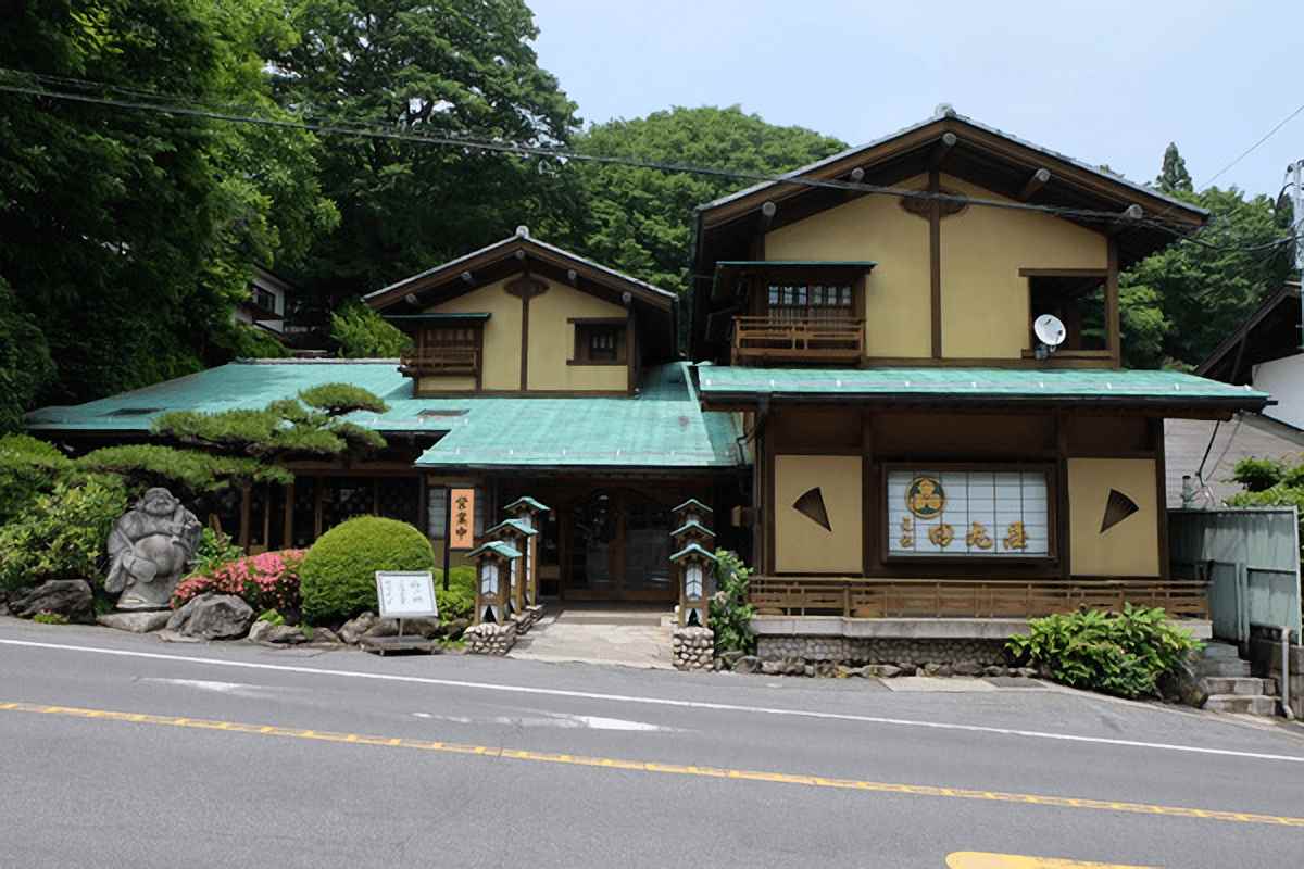 日本群马鹤之舞的温泉之乡组图