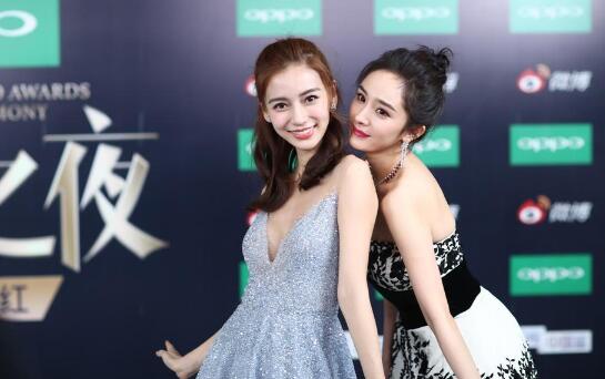 杨幂angelababy同框比美亲密合照大秀姐妹情