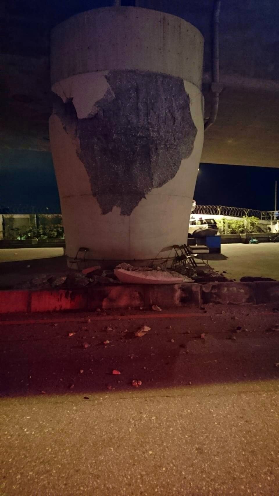 台媒 花莲市深夜7级强震 已导致至少2死百余伤 台媒 花莲市深夜7级强震 已导致至少2死百余伤