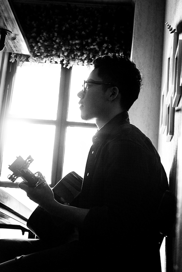 齐一《这个年纪》mv上线 送给新春幸福的"你"