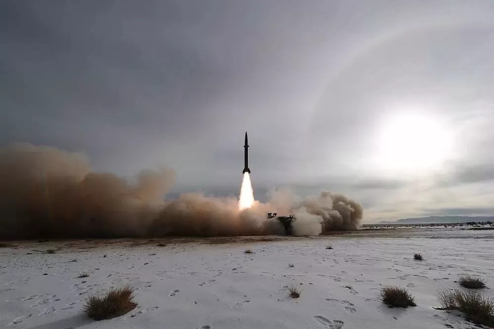 29 一组震撼大片带你领略导弹腾飞的壮美瞬间.