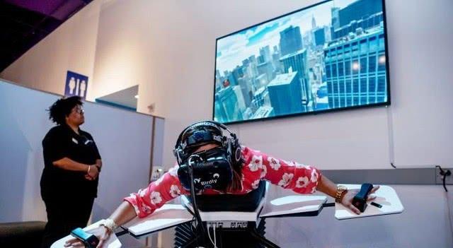 匪夷所思！Birdly推大型体感外设 让人体验飞翔