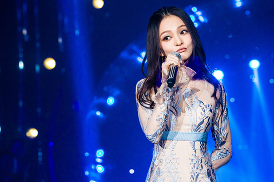 张韶涵《追梦赤子心》开唱 《歌手》终极踢馆