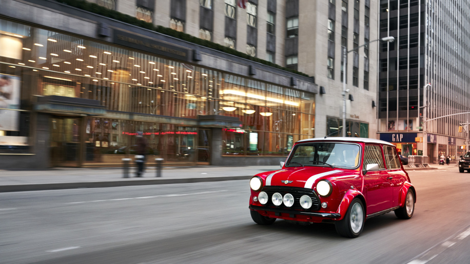 道听图说致敬经典纯电动mini再现英伦风